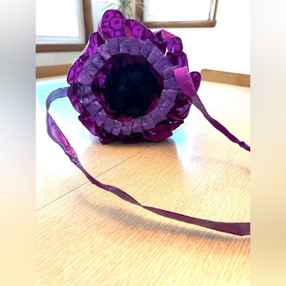 HANDMADE MERMAID INSPIRED BIRTHDAY HAT - Picture 7 of 7